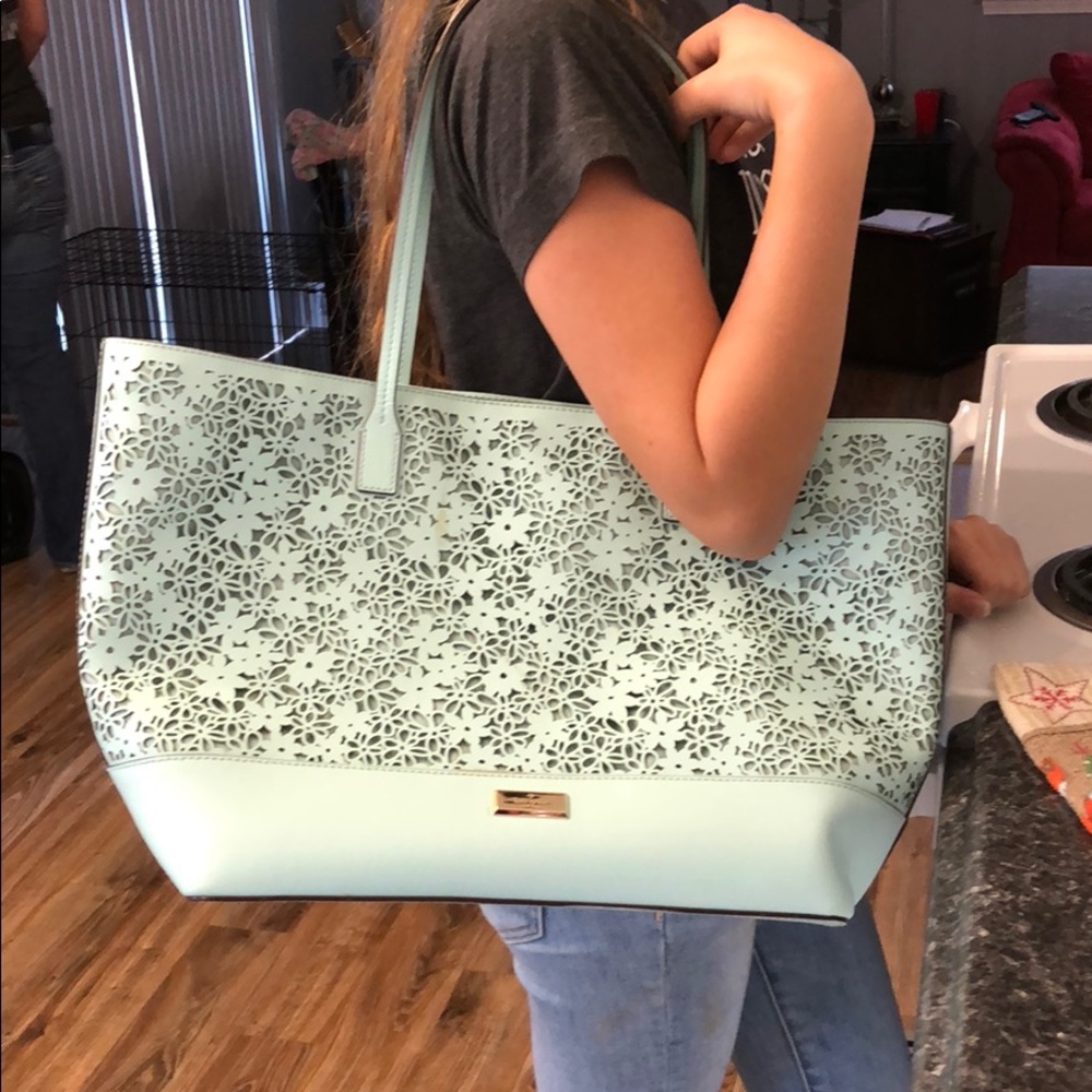 kate spade pocket book